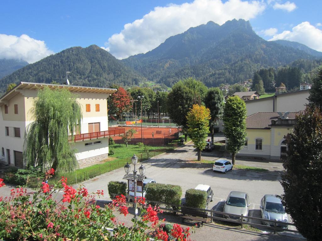 Casa Caterina Apartment Fiera Di Primiero Exterior photo